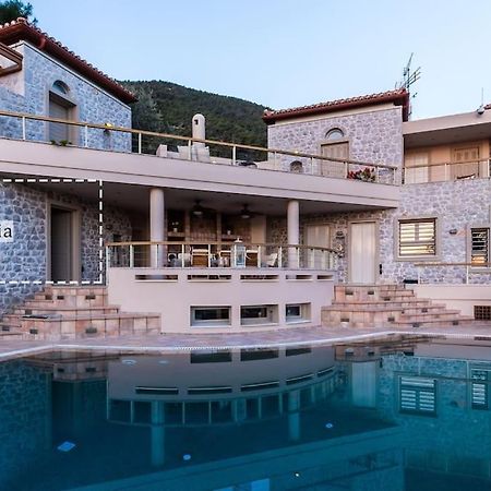 Elia Junior Suite In Epidavros With Shared Pool 네아 에피다브로스 외부 사진
